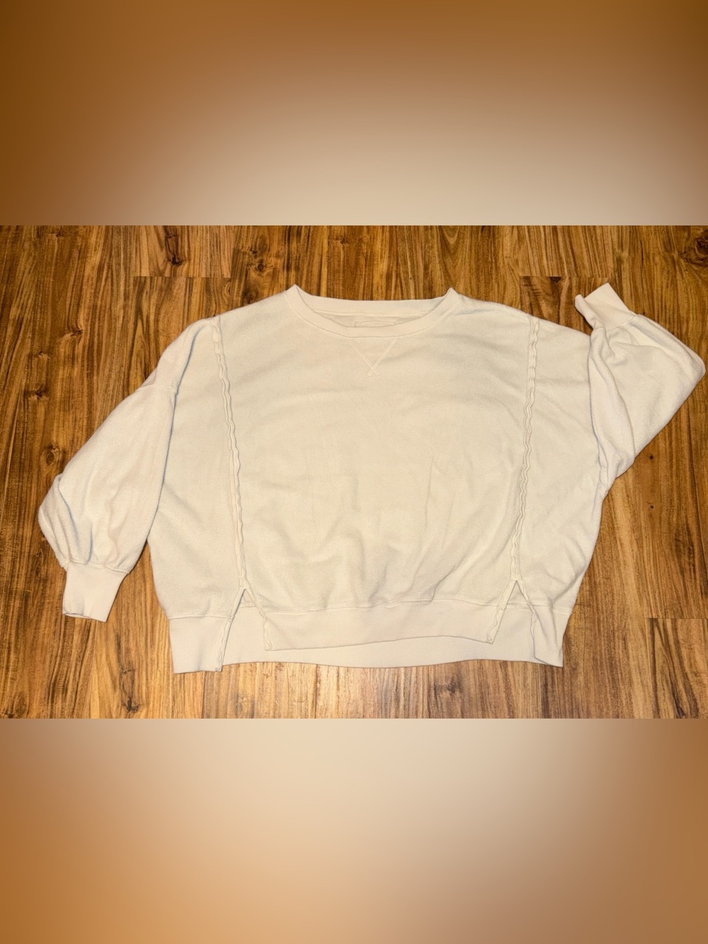 American Eagle outfitters women’s large cream beige sweatshirt top AEO